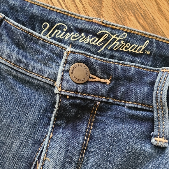 Universal Thread Jeans Medium Wash Mid Rise Skinny 14/32S - Picture 3 of 16